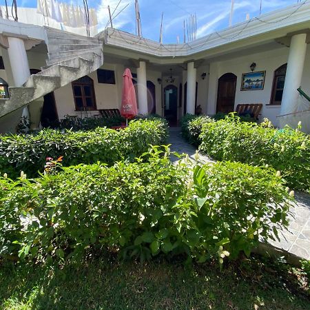 Hotel Los Angeles Panajachel Ngoại thất bức ảnh